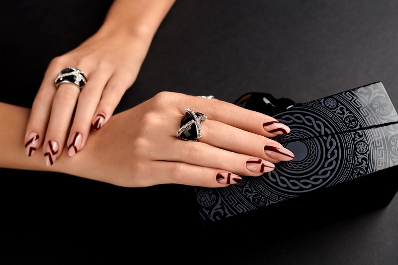 Drama Queen Gel Polish by Natalia Siwiec