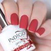 Retro Red Gel Polish by Sara Boruc Mannei